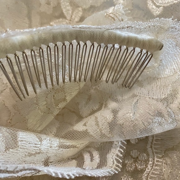Brides & Hairpins Florentine 108” cathedral Veil main image 4